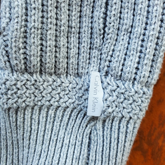 Calvin Klein cardigan sweater - Picture 5 of 5